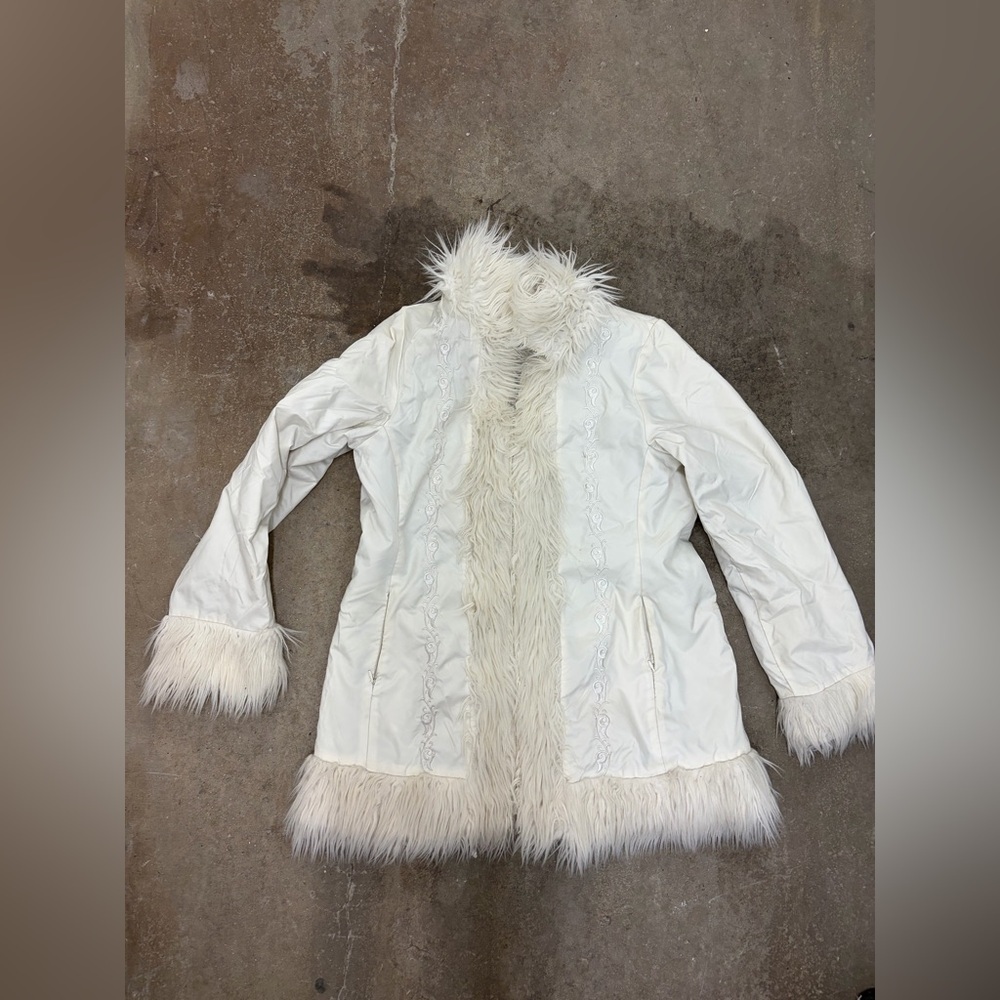 Vintage Y2K Nevada penny lane embroidered faux‎ fur light jacket